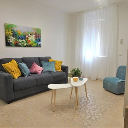 Apartmán A Casa Di Pako Salerno Exteriér fotografie