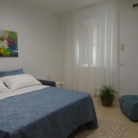 Apartmán A Casa Di Pako Salerno Exteriér fotografie