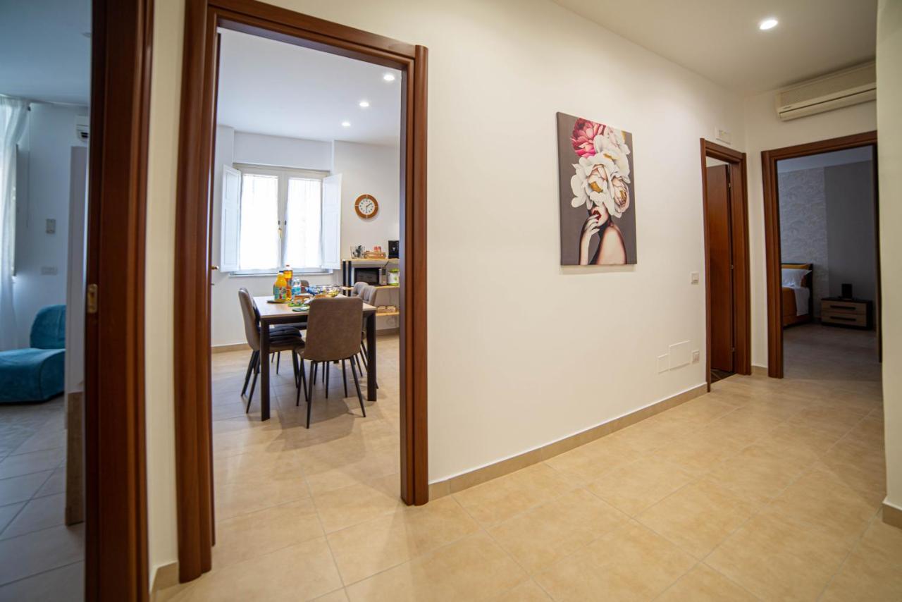 Apartmán A Casa Di Pako Salerno Exteriér fotografie