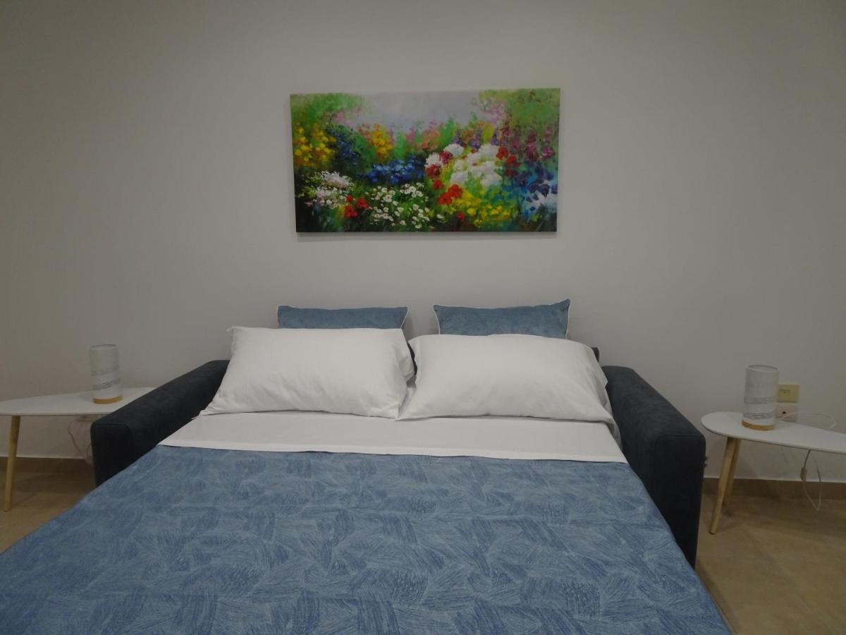 Apartmán A Casa Di Pako Salerno Exteriér fotografie
