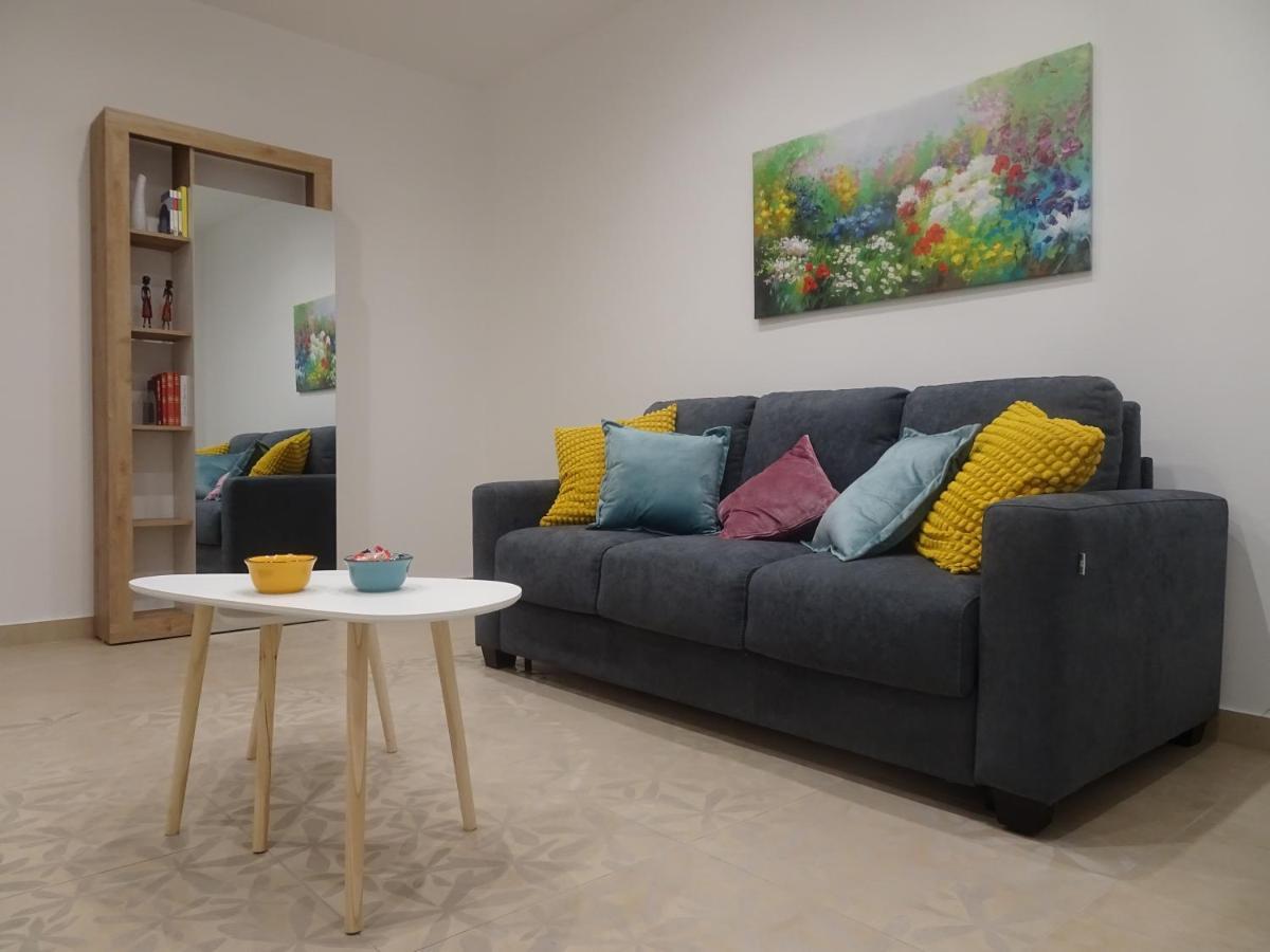 Apartmán A Casa Di Pako Salerno Exteriér fotografie