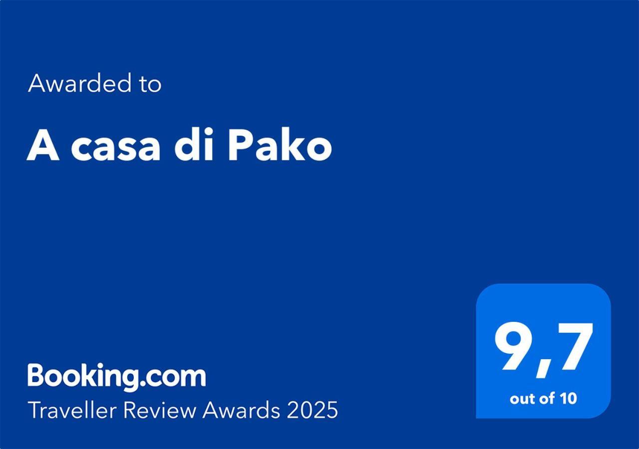 Apartmán A Casa Di Pako Salerno Exteriér fotografie
